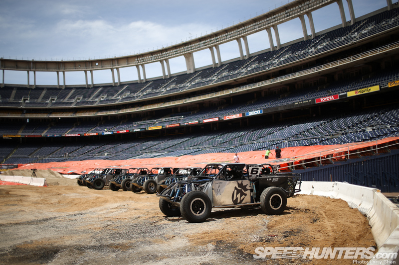 Larry_Chen_speedhunters_robbie_gordon_stadium_super_trucks-9.jpg