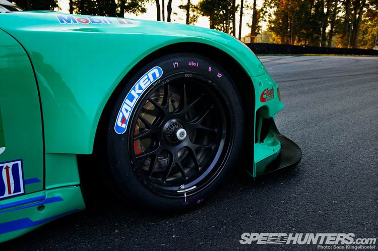 Falken-Porsche-RSR-14.jpg