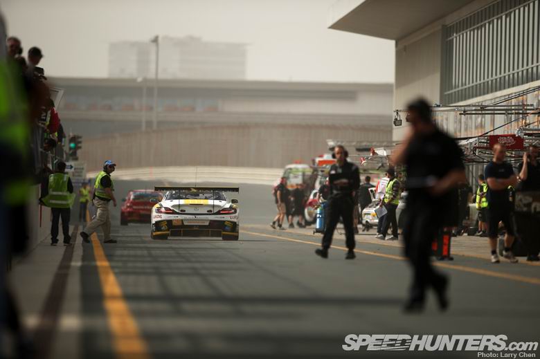 24hrs_of_dubai_larry_chen_part1-6.jpg
