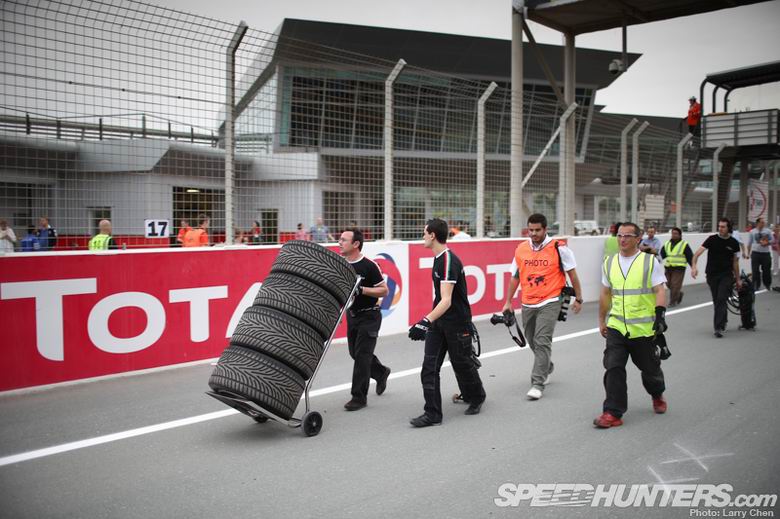 24hrs_of_dubai_larry_chen_part1-37.jpg