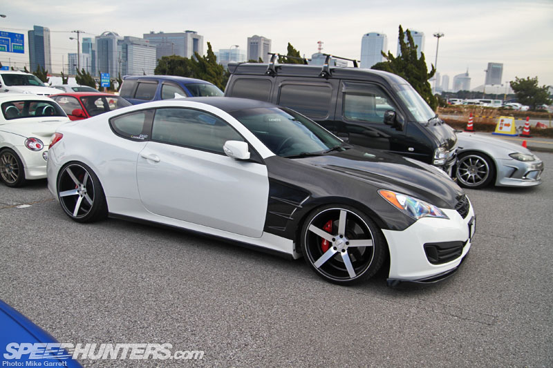 Tokyo-Auto-Salon-2013-Parking-Lot-15.jpg
