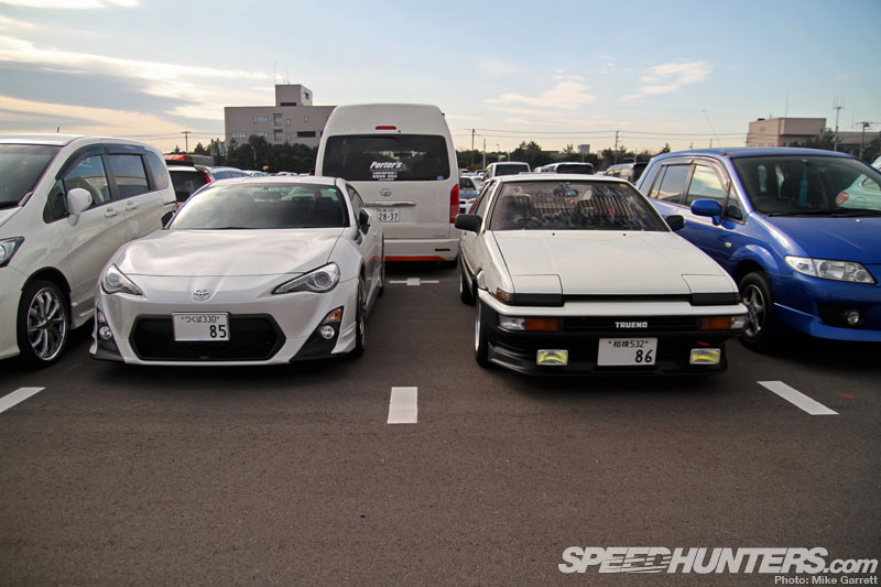 Tokyo-Auto-Salon-2013-Parking-Lot-23.jpg