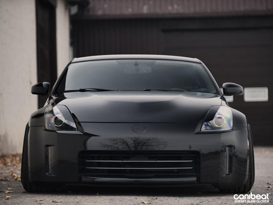 350Z_Canada_6-900x675.jpg