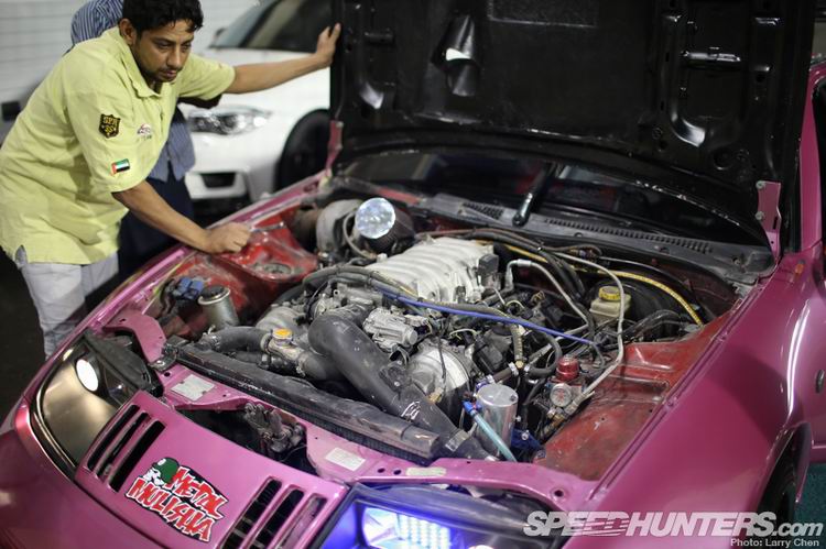 uae_car_culture_larry_chen-32.jpg