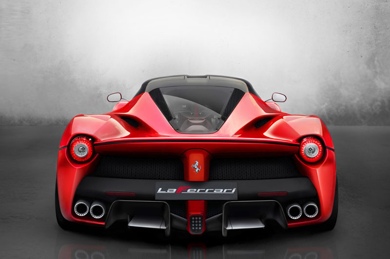 La-Ferrari-01.jpg