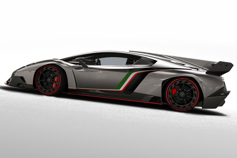 Lambo-Veneno-02.jpg