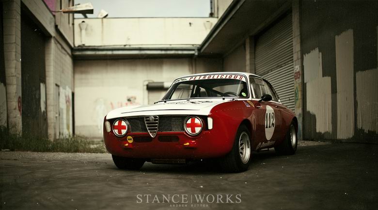 petrolicious-alfa-romeo-gta-3000.jpg