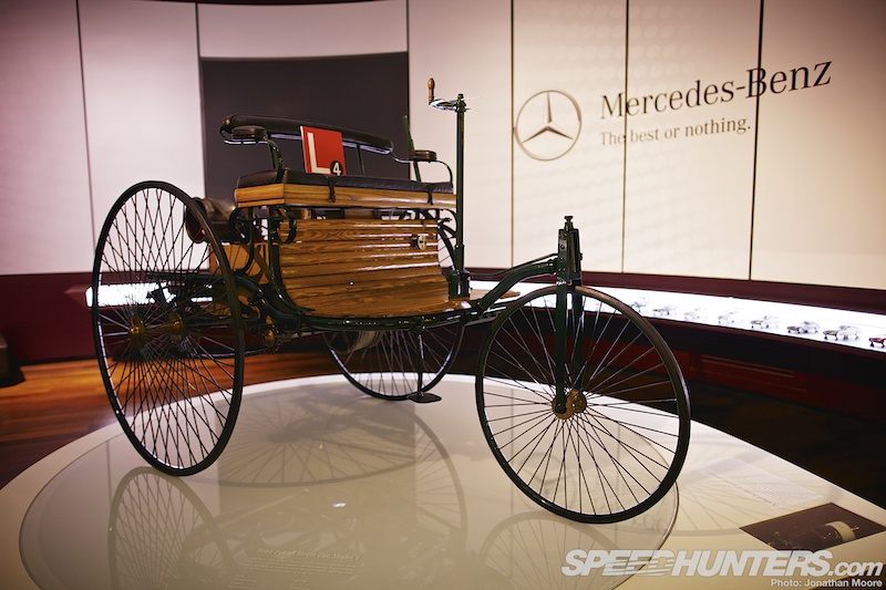 Mercedes-Benz_World-029.jpg