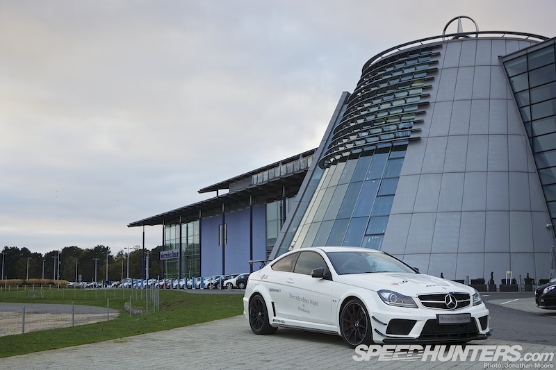 Mercedes-Benz_World-026.jpg