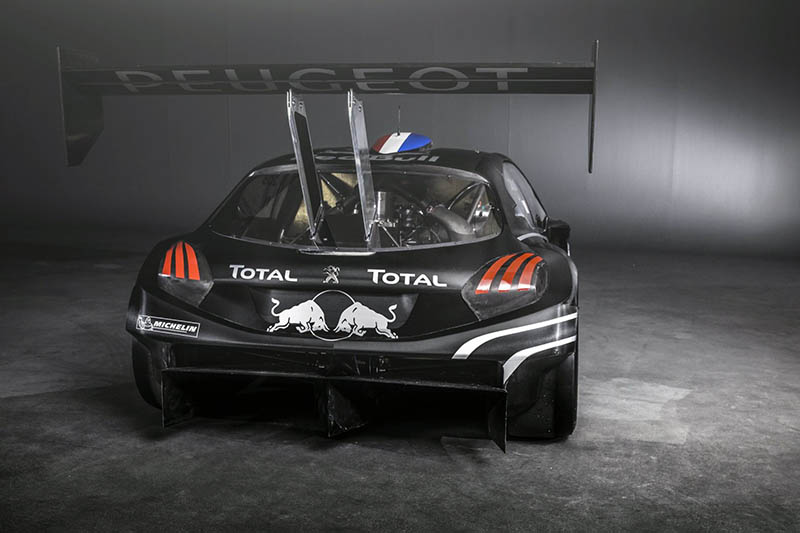 Peugeot_208_Pikes_Peak-04.jpg