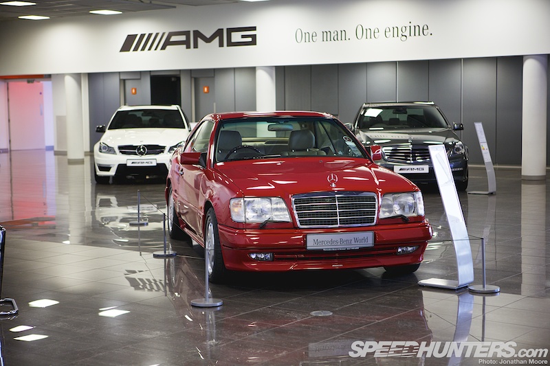 AMG_Mercedes-Benz_World-013.jpg
