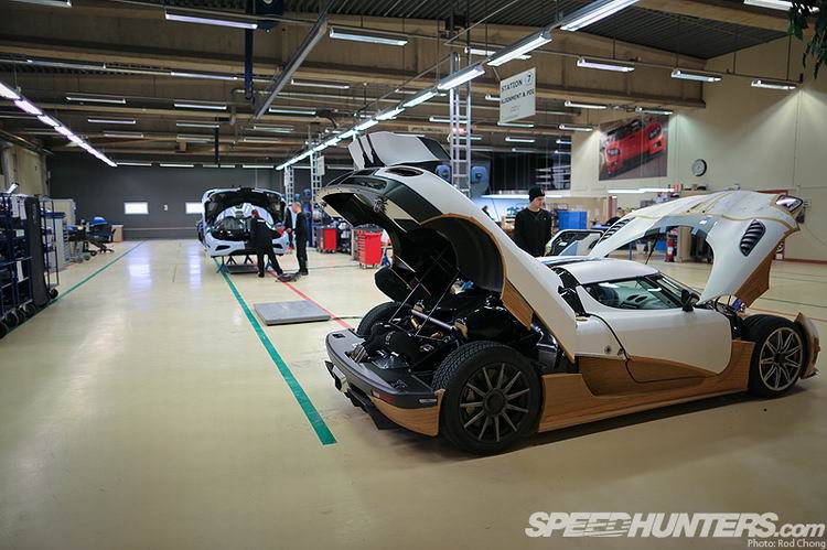 Koenigsegg-tour-11.jpg