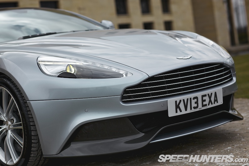 Aston_Martin_Vanquish-014.jpg