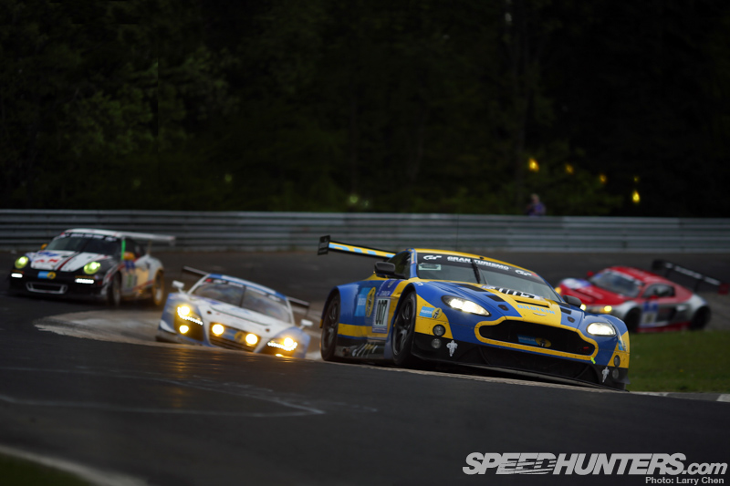 Nurburgring_24_Hours_2013-057.jpg