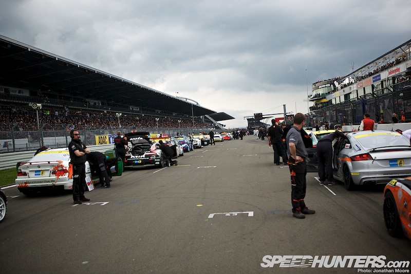 Nurburgring_24_Hours_2013-103.jpg