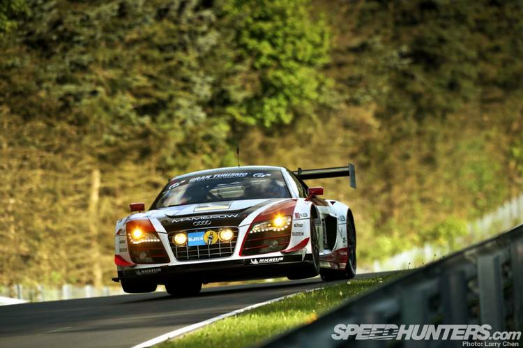 Nurburgring_24_Hours_2013-059.jpg
