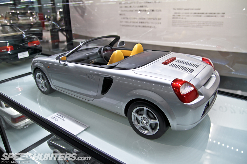 Toyota-Automobile-Museum-9930-copy.jpg