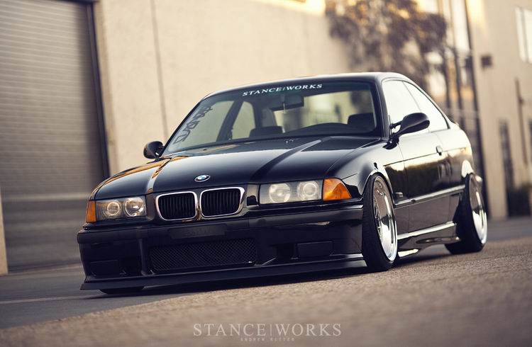 alex-yoshioka-bmw-e36-rotiform-sjc.jpg