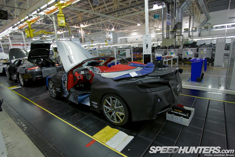 Aston_Martin_Gaydon-030.jpg