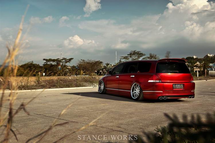 vip-odyssey-slammed-honda.jpg