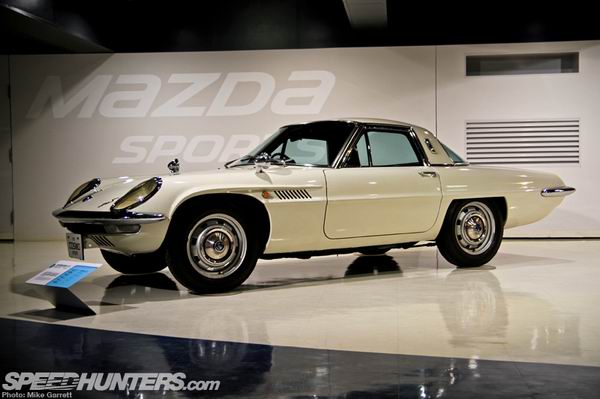 Mazda-Museum-Hiroshima-23-copy.jpg