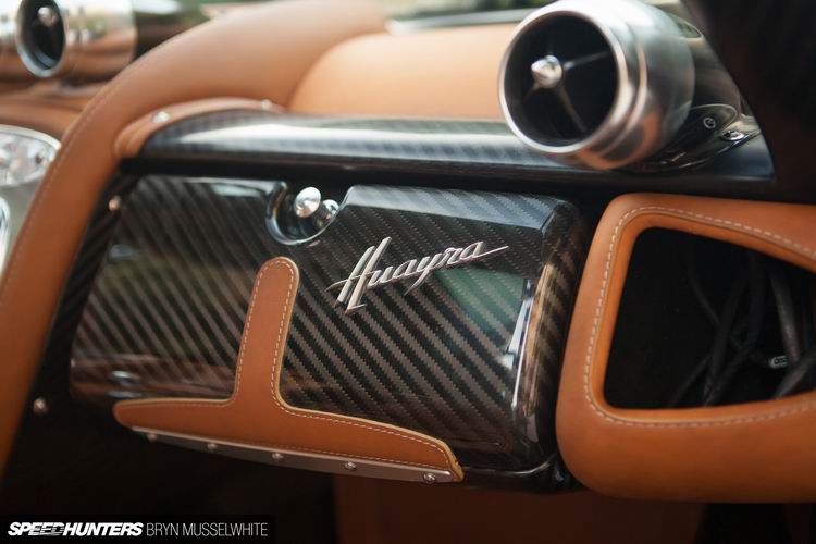 Pagani-Huayra-feature-car-27.jpg