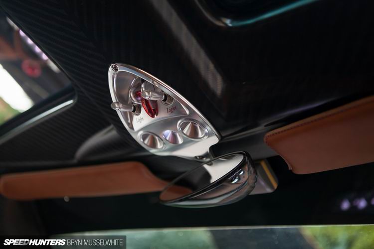 Pagani-Huayra-feature-car-34.jpg
