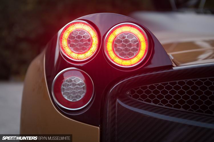 Pagani-Huayra-feature-car-43.jpg