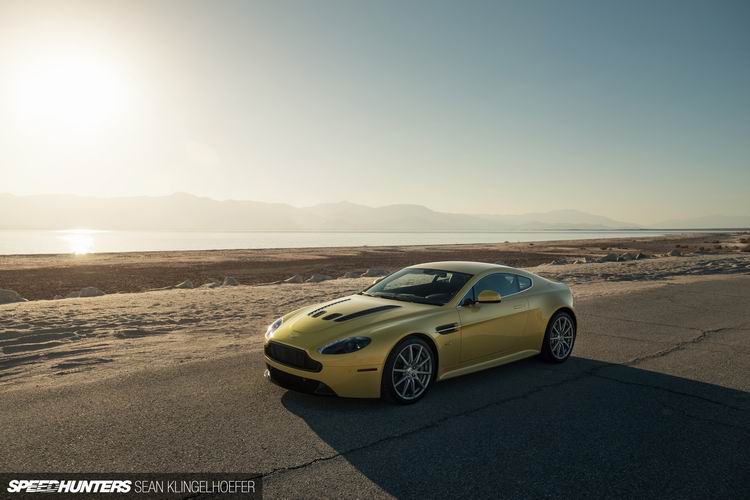 Aston-Martin-Vantage-V12-S-31.jpg