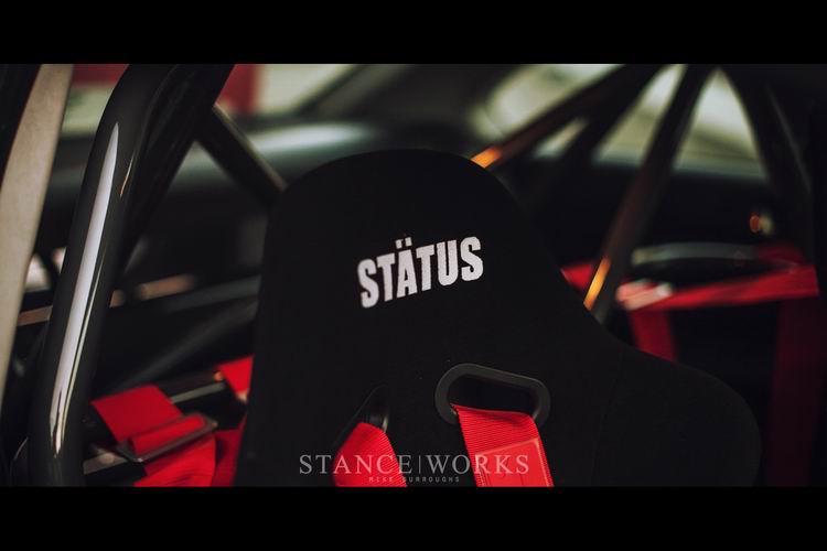 status-seat-roll-cage-e92-bag-riders.jpg