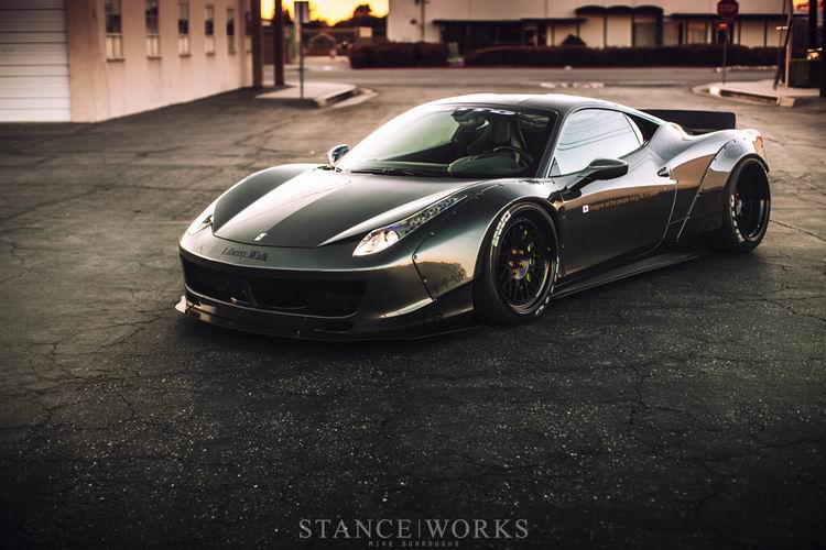 Liberty-walk-458-italia-wide-body.jpg
