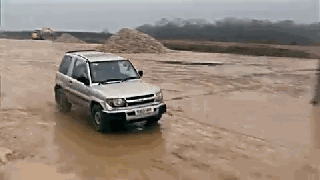 02�����ܳ�����SUV (97).gif
