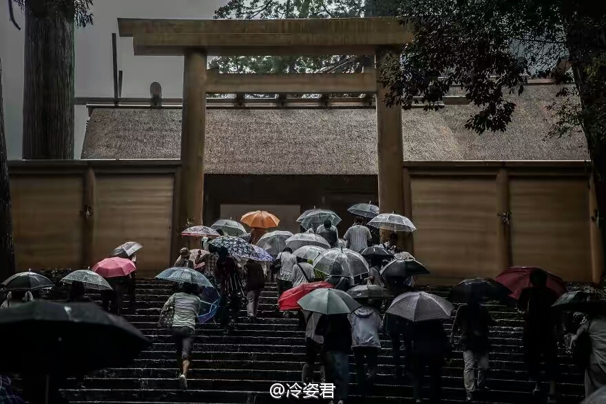 ��ͷ�µ��ձ��꼾 e7bf4c79gw1f5djjmbspgj20og0ga0vq.jpg