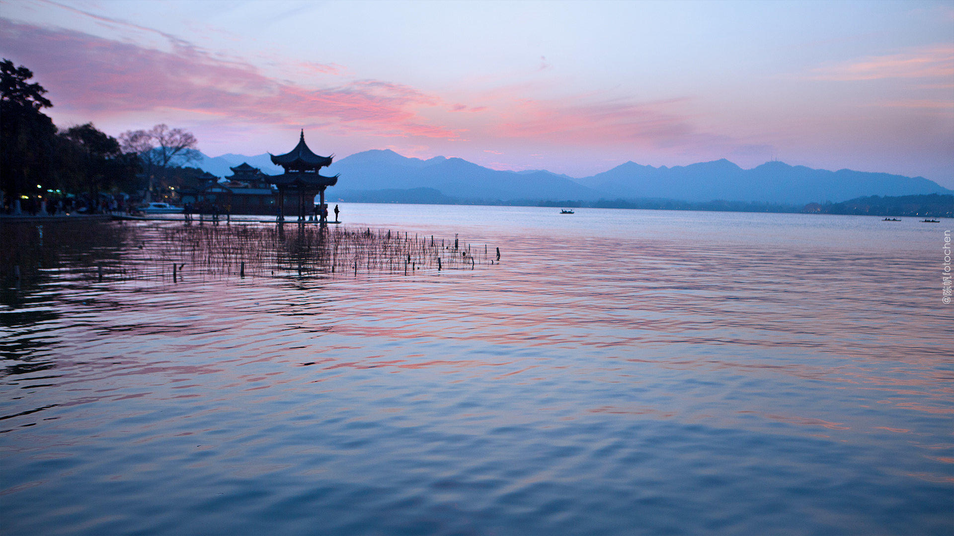 ��ת 69bbca83ly1fxmrqext4ej20u01hc7d7.jpg