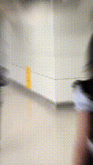 r7q2hNIuOw8Mbx4.gif